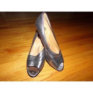 Sofft Metallic/black peep toe heels 9 Leather 3 /14" heel